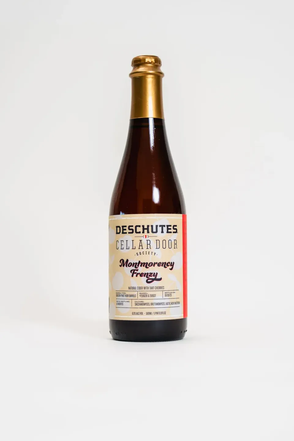 Deschutes Montmorency Frenzy cider kers pinot noir vat