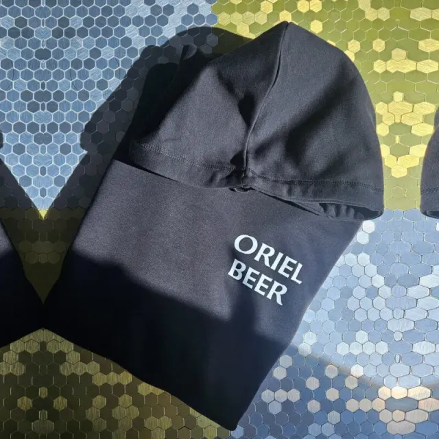Oriel Beer Black hoodie zwart warm