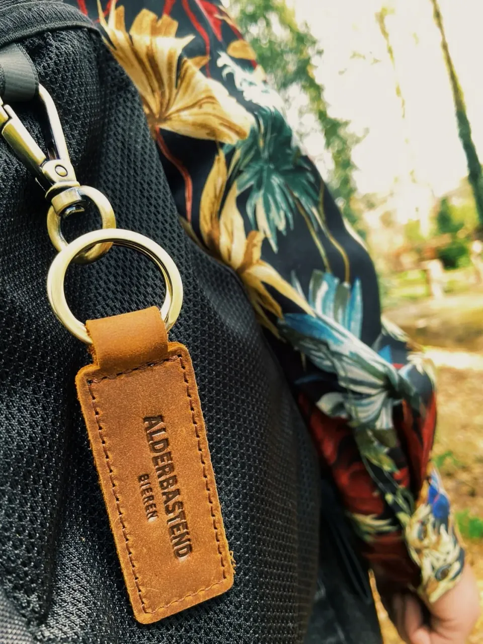 Alderbastend Bieren sleutelhanger leer met logo taslabel