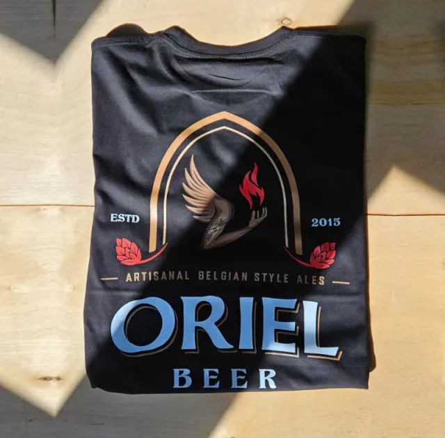 Oriel Beer New T-shirt merchandise zwart